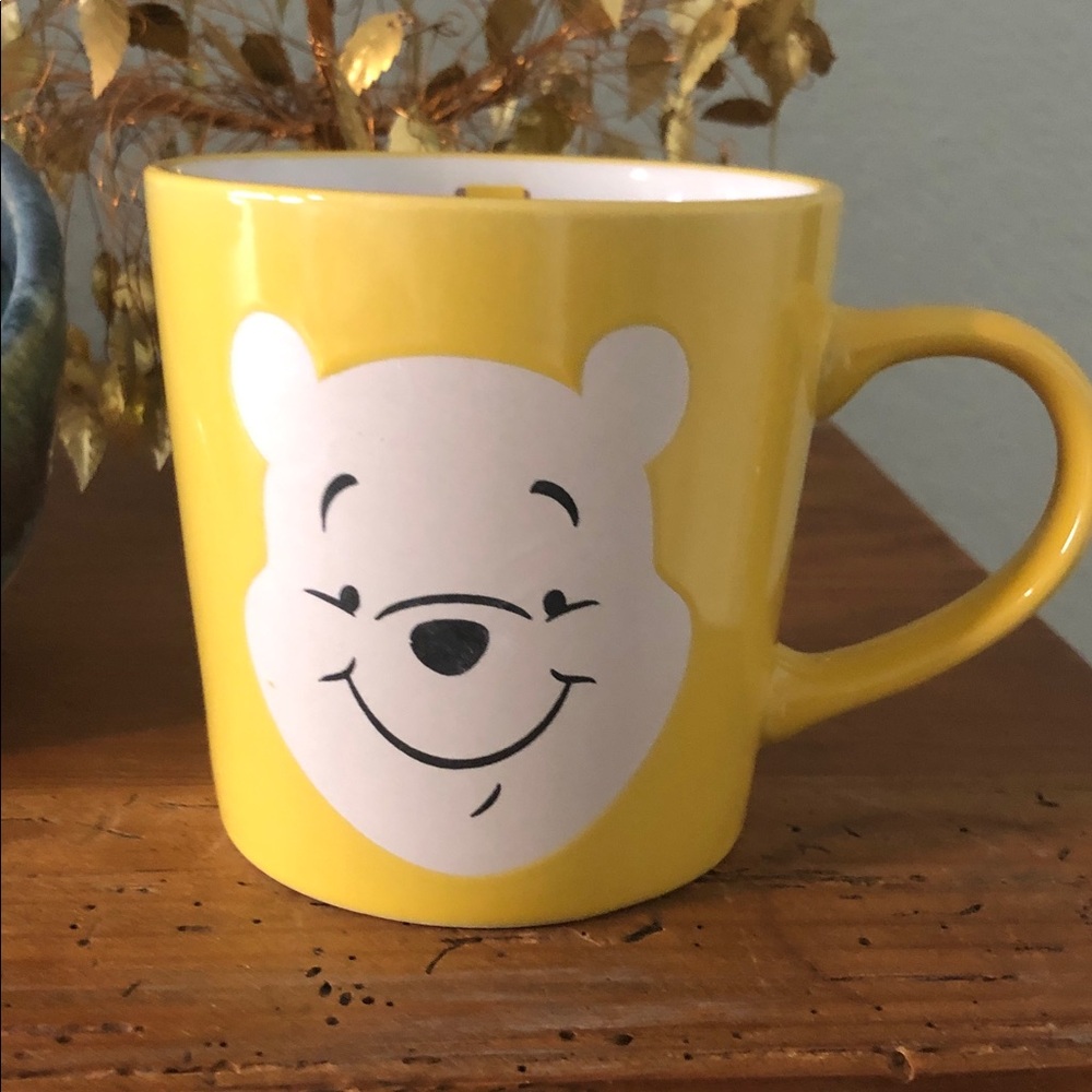 WINNIE THE POOH DISNEY CERAMIC MUG 16 OZ - Picture 2 of 6